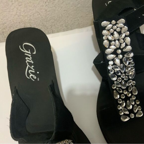 Grazie Embelished Platform Black Sandals 11 - Picture 6 of 12